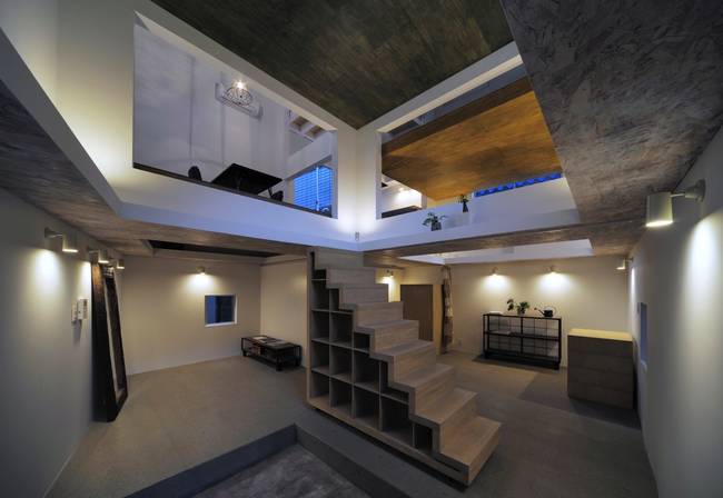 Image: Ninja House designed by Hiroyuki Shinozaki Architects. Courtesy of Hiroyasu Sakaguchi, ArchDaily and Treehugger